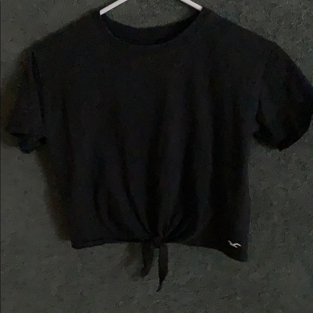 Hollister t shirt